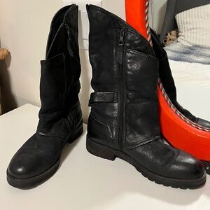 Navy blue leather boots 40